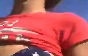 Nurse bettyflashes boobs in the park