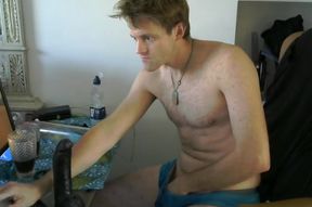 Solo Play on Cam4