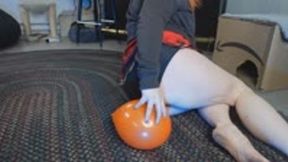 Balloon under Ass WMV 720