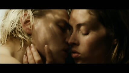 Natalie Krill, Erika Linder, Andrea Stefancikova & Mayko Nguyen