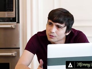 MAMMA&#039;S MALE - Lascivious Stacked mother I'd like to fuck Penny Barber Relives Wild Raunchy Fantasy With Hormonal Stepson