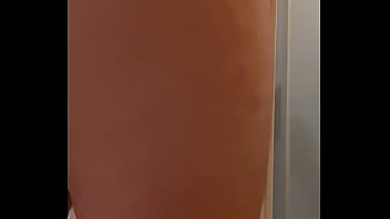 Une petite douche coquine Bisou mon chou