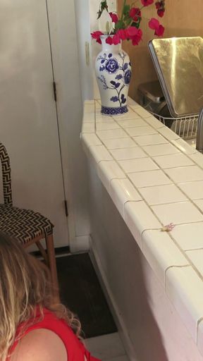 Stepmom gets pics for anniversary of secretary sucking dick   Clip 1