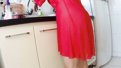 Real Homemade Stepmother And Son Early Morning Sex In Kitchen