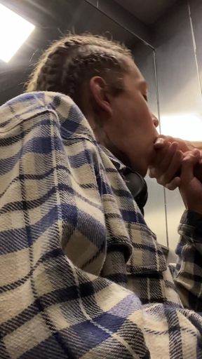 Harry_jen | Public Blowjob to My Neighbor in the Elevator