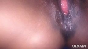 une bonne cougar bien rodee se fait sucer la chatte par son voisin