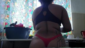 miia thalia de calcinha vermelha