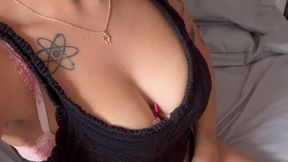 Intense self pleasure with my vibro