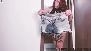 1 min Getting ready for a date and i pee myself