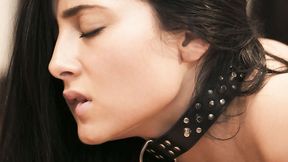 ”Hot beautiful babe Anna Rose masturbating”