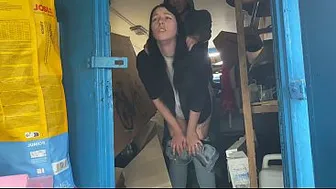 A warehouse worker fucked the manager hard right there on the boxes and put her in her place