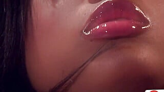 Jada Fire Making Her Pussy Sing