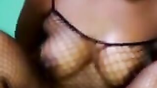 babe and Nagnuty Ebony Women Bouncing and Twerking on Dlldo