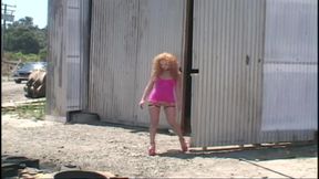 Two big cocks penetrate a milf&#039;s pussy and anus into the lake