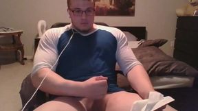 Muscle Nerd Jerk Off & Cum