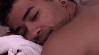 Dominant Muscles, Submissive Desires