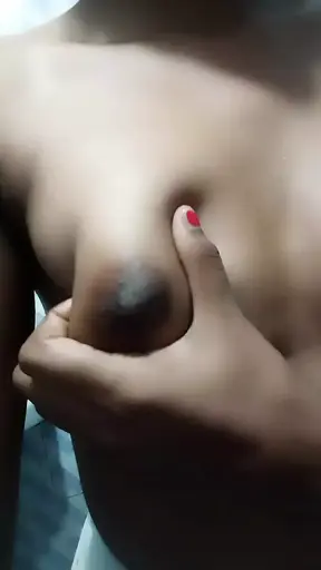 Priya boobs show part-1 hindi