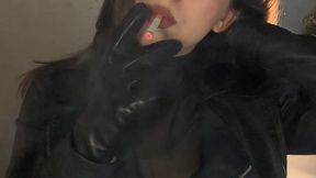 Smoking in leather gloves