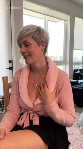 Hot Preview - Tapping My Best Friend's Mom While He's at the Gym