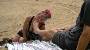 Sandpit worship (HD)