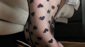 Big soles. 0 Den hearts nylon. Male?