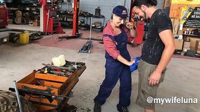 Mature mechanic lady prefers hot anal sex instead of paying for work.