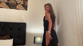 Skinny Milf Want Be Fucked at Hotel Room