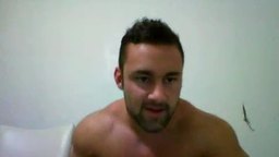 Bodybuiler Dolph Klien Jerks Off!