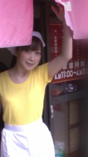In This Bakery, She Worked Casually, but Then a Colleague Ejaculated on Her Face