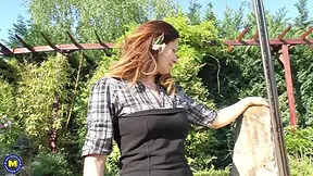 Hot Mature Woman Peeing Outside And Fingers Her Pussy And Ass