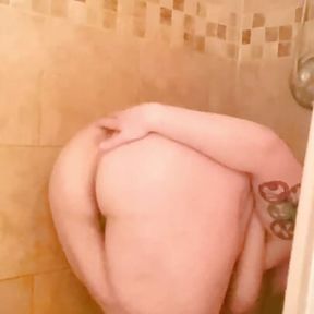 Slow sensual shower chubby tattooed goth gf