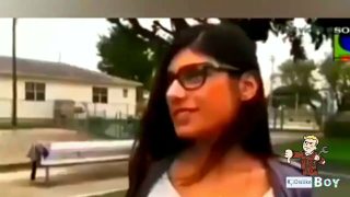 69, fingering, fisting &#8211; Amerikansk Mia Khalifa bliver knytnævet