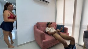 I didn&#039;t know I was at home my redhead Latina stepsister, when she sees me masturbating she gets horny and tells me to put my huge cock in her