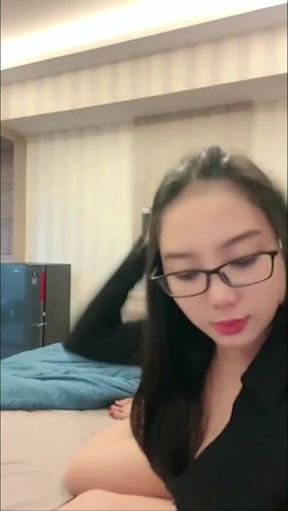 MARLBOROQUEENSEX - JULIA CEK IN HOTEL...WEM - Uncategorized