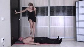 Lia Borg - flat sandals trampling 4K