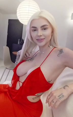 Inked Blonde Latina Chick Sucks a Dick, Polishes It With Her Big Jugs & Gets Doggy-fucked At Casting