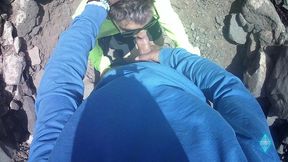 very hot young tourist finds me pissing