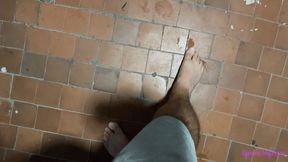 Now you only deserve my dirty feet!