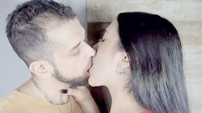 KISSING MY COLLEGE TEACHER - BY VALESCA RIOS AND DIDIO - CLIP 2 IN FULL HD
