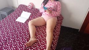 leo su diario y descubro que su deseo era ser follada duro por una gran polla caliente, como no habia nadie en casa aproveche para mostrarle mi gran polla