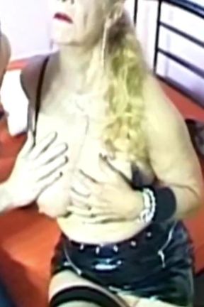 French Mature Lady Got to Suck Her Lovers Cock on Casting
