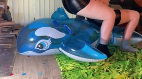 Big 2 Meters Whale Got Crushed by Ours 190kgs! It Was Hard! 2 Cams with Slow-mo!