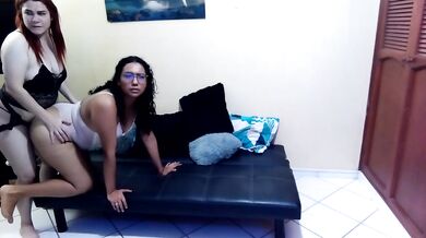 Her Petite White Pussy Drips While She Masturbates On Camera