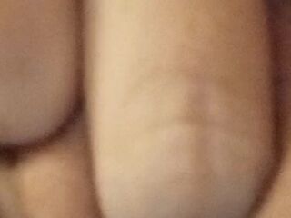 Fingering Juicy Snatch to Cum