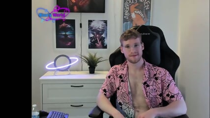Hot Guy On Cam