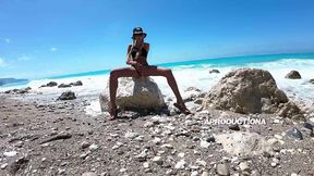 julia north & anita blanche public blowjob and public pissing