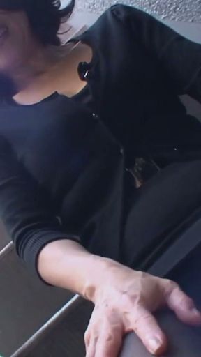 Asiatin wird beim fremdfick geschwaengert   Clip 1