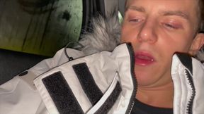 Jerks off Discreetly in the Back of a Taxi