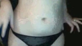 Curvy redhead webcam babe flashes her titties and shaved pussy on webcam