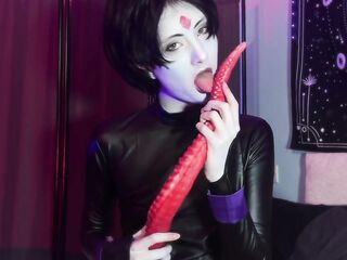 LUSTFUL FTM Raven Cosplayer Has Dream Sextoy Fuckfest